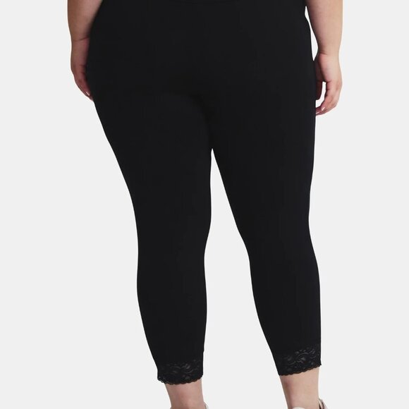 Terra & Sky Women’s Plus 2X & 3X Lace Capri Leggings Black Stretch Comfort Fit - Picture 3 of 5